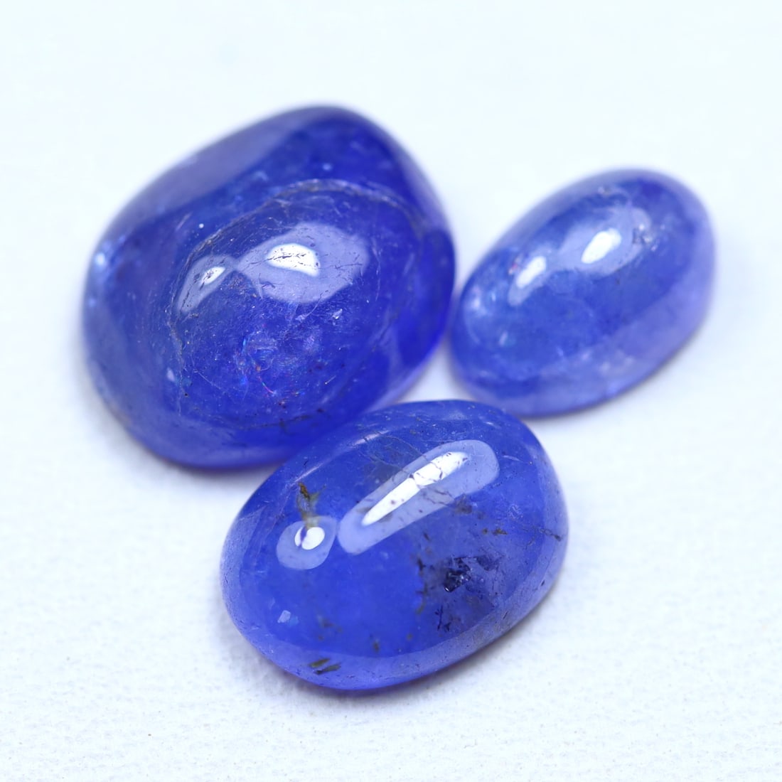 7.98Cts Natural Tanzanite Smooth Cabochon for Jewelry Making in Lot OT6945: Ksmith Jewels Global Welcome to our auction house, today auction brought to you by Ksmith Jewels Global based in Penang, Malaysia specialize in all kinds of opal and color gemstone both in manufacturi