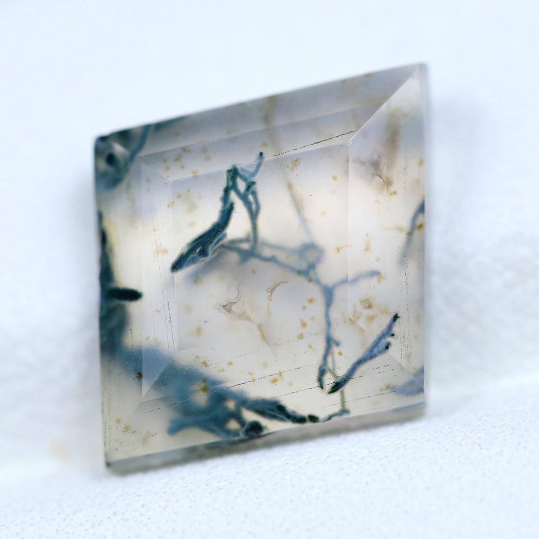 4.36Ct Natural Green Moss Agate - India Gemstone - Fancy Faceted: Ksmith Jewels Global Welcome to our auction house, today auction brought to you by Ksmith Jewels Global based in Penang, Malaysia specialize in all kinds of opal and color gemstone both in manufacturi