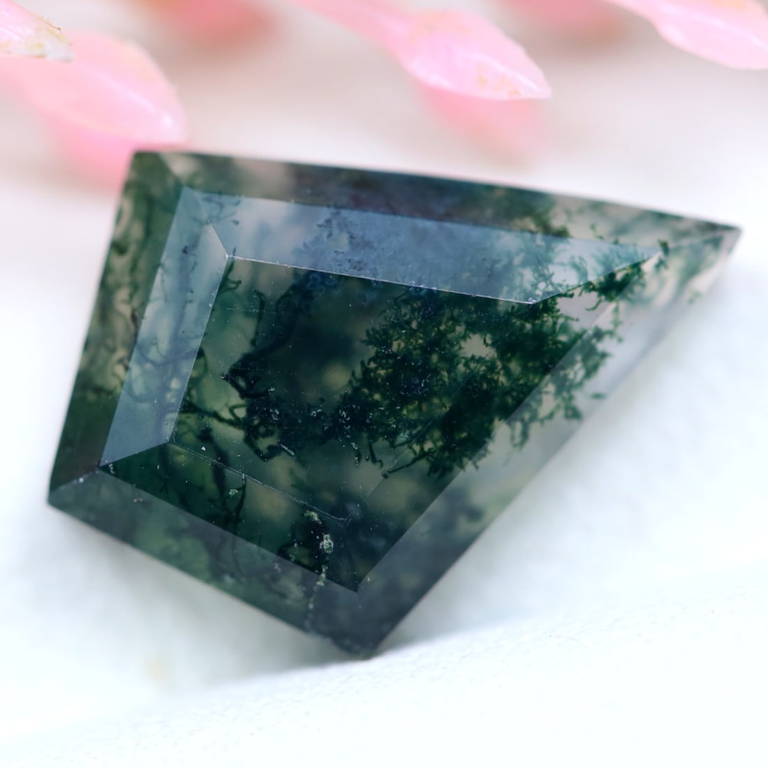 3.65Ct Natural Green Moss Agate - India Gemstone - Fancy Faceted: Ksmith Jewels Global Welcome to our auction house, today auction brought to you by Ksmith Jewels Global based in Penang, Malaysia specialize in all kinds of opal and color gemstone both in manufacturi