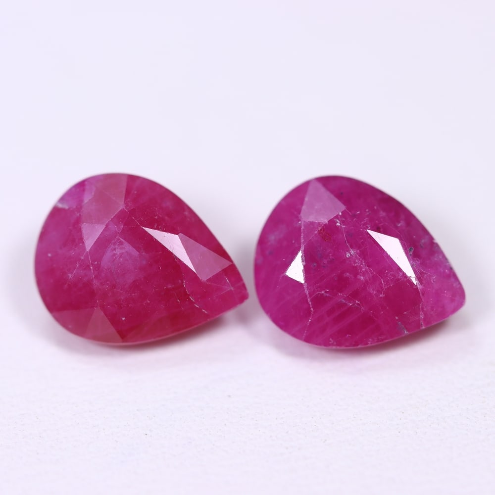 6.20Ct Red Ruby Pair - Polished Faceted: Ksmith Jewels Global Welcome to our auction house, today auction brought to you by Ksmith Jewels Global based in Penang, Malaysia specialize in all kinds of opal and color gemstone both in manufacturi