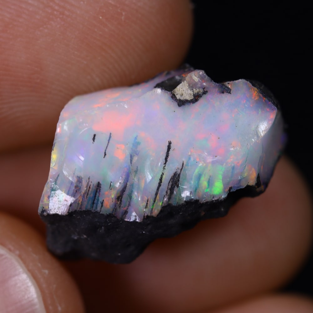 9.9Ct Rough Opal Specimen - Ethiopian Opal - Mineral Rough: Ksmith Jewels Global Welcome to our auction house, today auction brought to you by Ksmith Jewels Global based in Penang, Malaysia specialize in all kinds of opal and color gemstone both in manufacturi