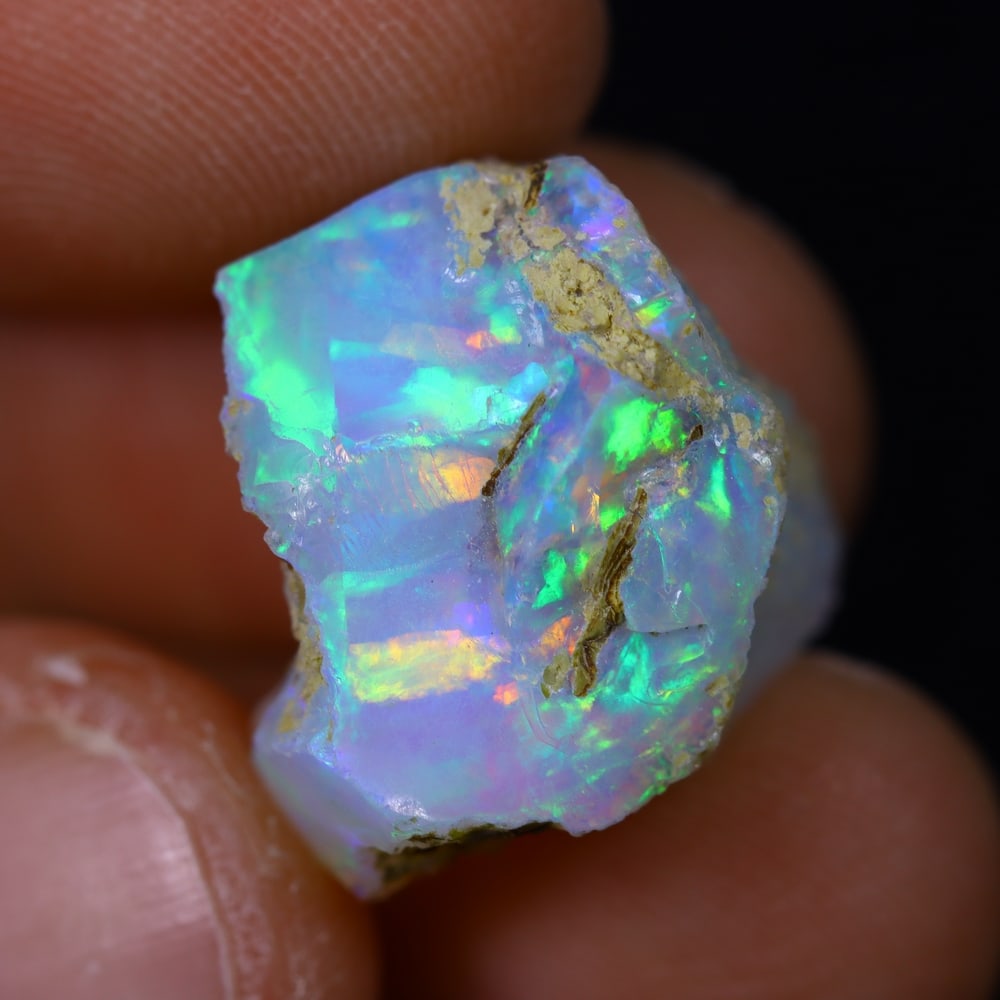 11.7Ct Rough Opal Specimen - Ethiopian Opal - Mineral Rough: Ksmith Jewels Global Welcome to our auction house, today auction brought to you by Ksmith Jewels Global based in Penang, Malaysia specialize in all kinds of opal and color gemstone both in manufacturi