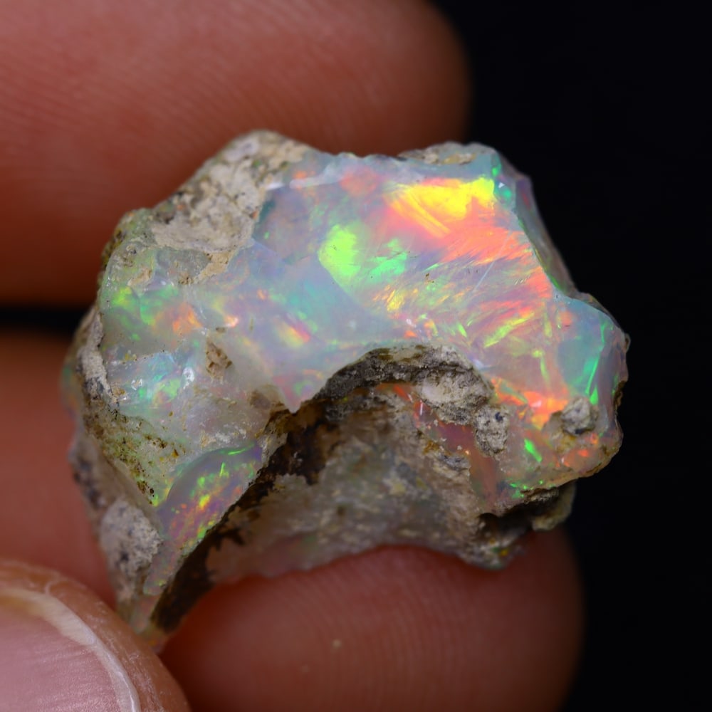 11.5Ct Rough Opal Specimen - Ethiopian Opal - Mineral Rough: Ksmith Jewels Global Welcome to our auction house, today auction brought to you by Ksmith Jewels Global based in Penang, Malaysia specialize in all kinds of opal and color gemstone both in manufacturi
