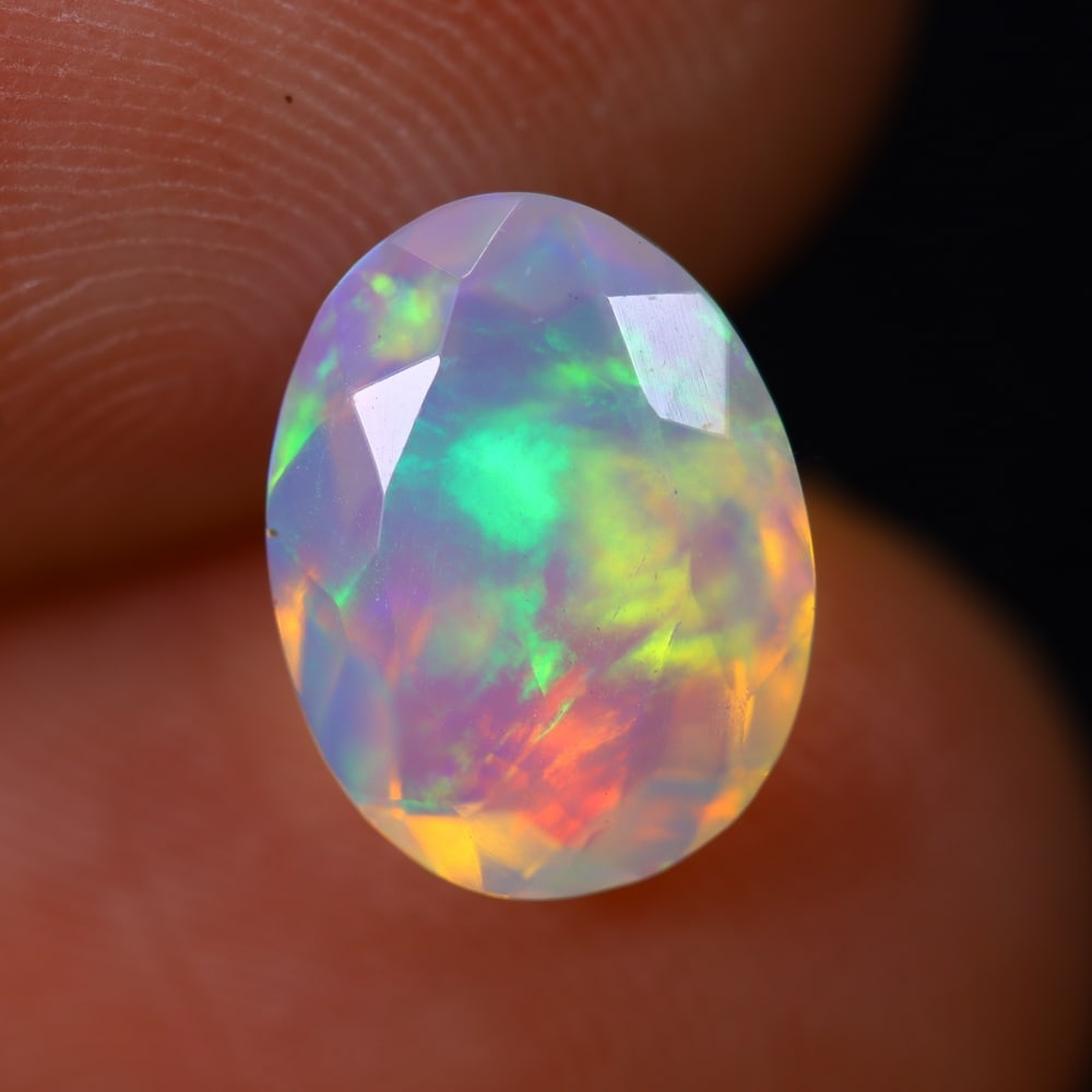 1.79Ct Welo Opal Polished - Ethiopian Opal: Ksmith Jewels Global Welcome to our auction house, today auction brought to you by Ksmith Jewels Global based in Penang, Malaysia specialize in all kinds of opal and color gemstone both in manufacturi