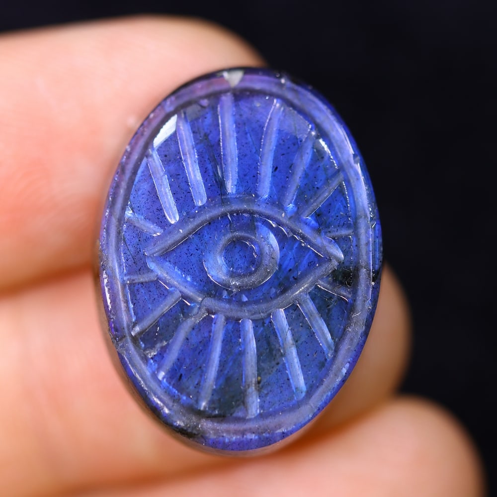 20.66cts Labradorite Evil Eye - Carving: Ksmith Jewels Global Welcome to our auction house, today auction brought to you by Ksmith Jewels Global based in Penang, Malaysia specialize in all kinds of opal and color gemstone both in manufacturi