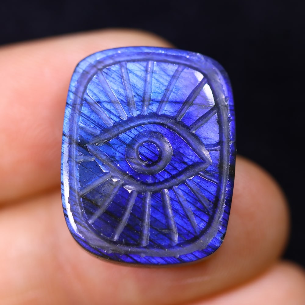 21.15cts Labradorite Evil Eye - Carving (1 of 6)