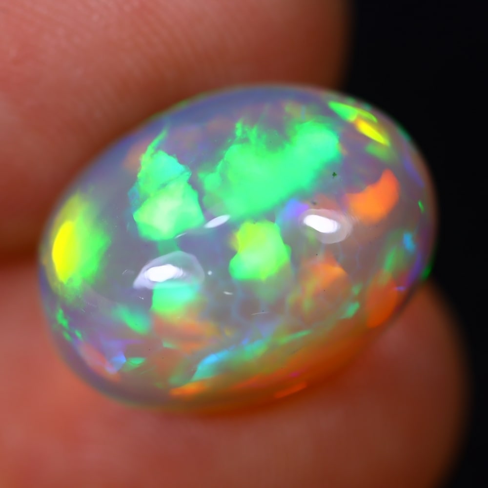 6.57Ct Welo Opal Polished - Ethiopian Opal - Oval Cabochon: Ksmith Jewels Global Welcome to our auction house, today auction brought to you by Ksmith Jewels Global based in Penang, Malaysia specialize in all kinds of opal and color gemstone both in manufacturi