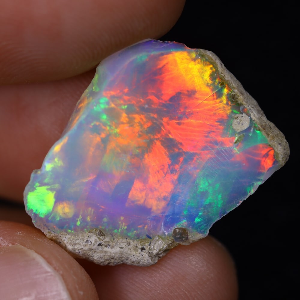 6.9Ct Rough Opal Specimen - Ethiopian Opal - Mineral Rough: Ksmith Jewels Global Welcome to our auction house, today auction brought to you by Ksmith Jewels Global based in Penang, Malaysia specialize in all kinds of opal and color gemstone both in manufacturi