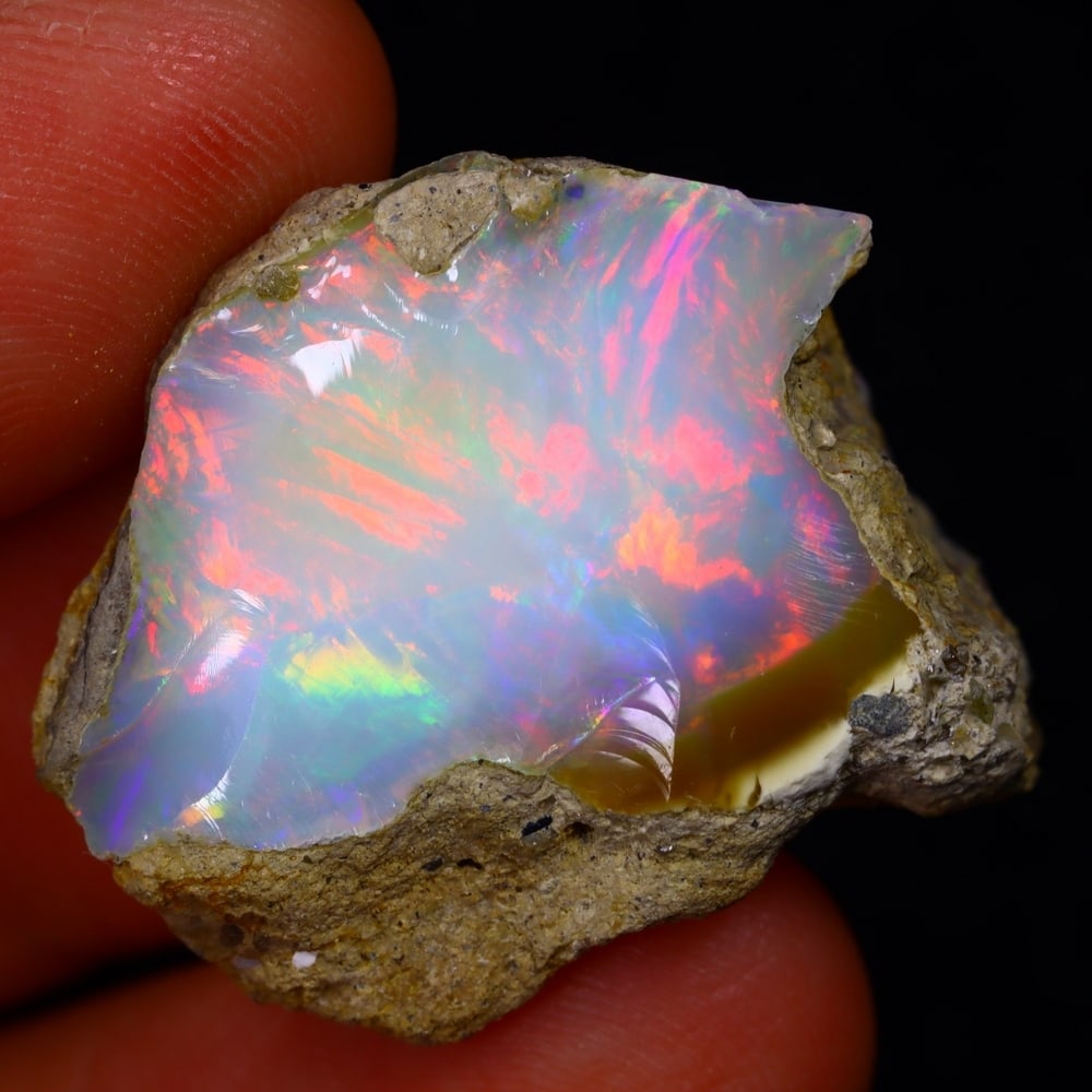24Ct Rough Opal Specimen - Ethiopian Opal - Mineral Rough: Ksmith Jewels Global Welcome to our auction house, today auction brought to you by Ksmith Jewels Global based in Penang, Malaysia specialize in all kinds of opal and color gemstone both in manufacturi