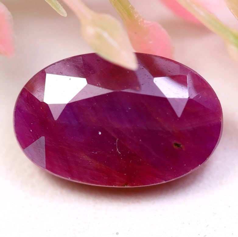 4.60Ct Natural Untreated Longido Ruby Gemstone OT6864 (1 of 2)
