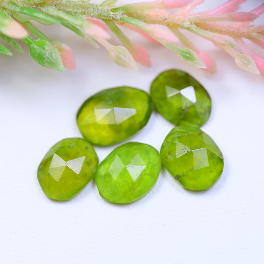 Vesuvianite 8.94Ct Natural Green Vesuvianite Rose Cut Gemstone LOT OT6645: Ksmith Jewels Global Welcome to our auction house, today auction brought to you by Ksmith Jewels Global based in Penang, Malaysia specialize in all kinds of opal and color gemstone both in manufacturi