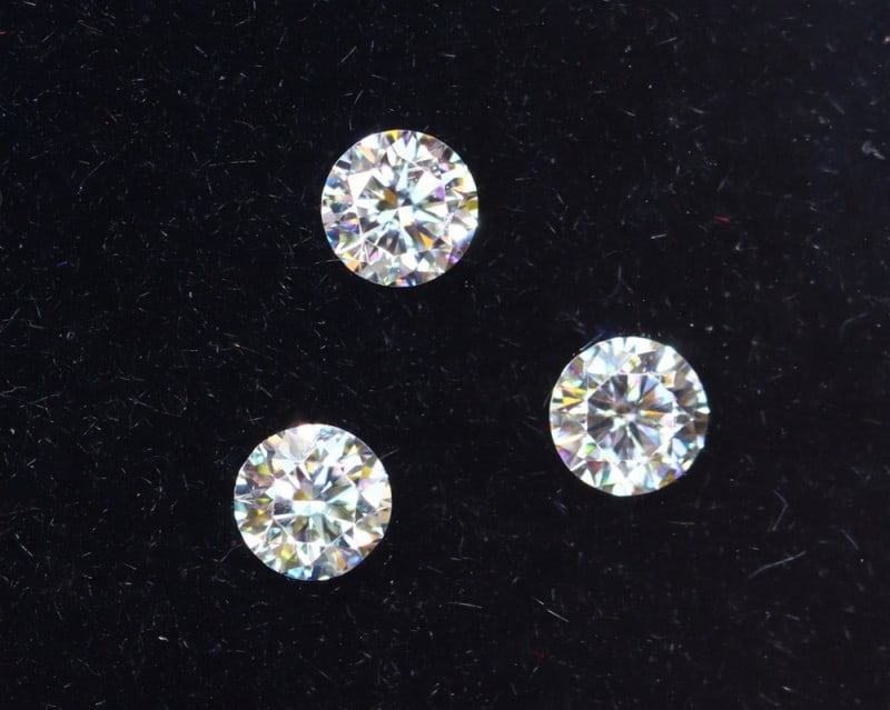 0.03Ct 1.3mm D-F Brilliant Round VS Loose Diamond 3pcs - Australian Diamond - Round Shape Lot: Ksmith Jewels Global Welcome to our auction house, today auction brought to you by Ksmith Jewels Global based in Penang, Malaysia specialize in all kinds of opal and color gemstone both in manufacturi
