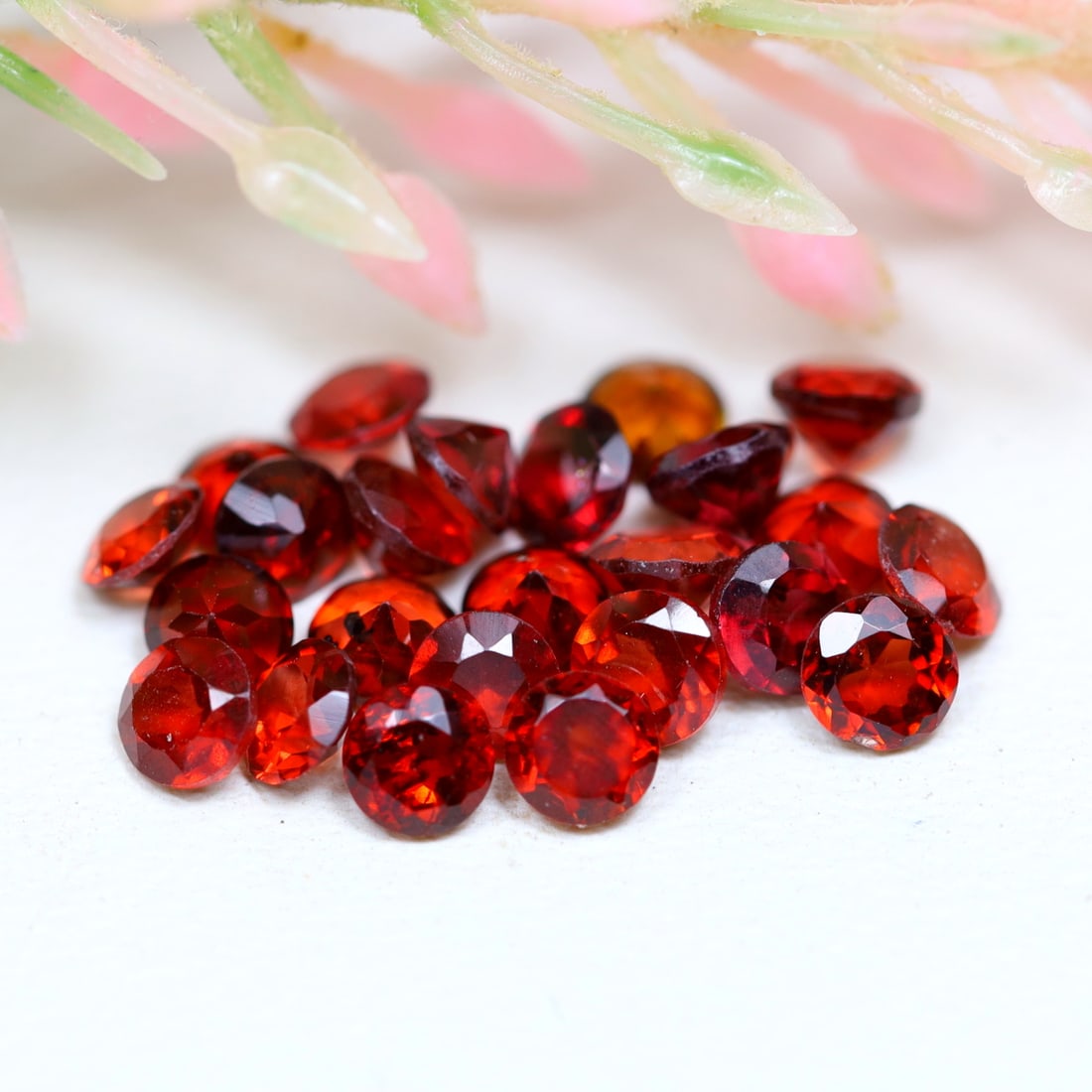 2.7MM 3.56Ct Natural Unheated Red Garnet Lot - Ceylon Gemstone - Round Faceted: Ksmith Jewels Global Welcome to our auction house, today auction brought to you by Ksmith Jewels Global based in Penang, Malaysia specialize in all kinds of opal and color gemstone both in manufacturi