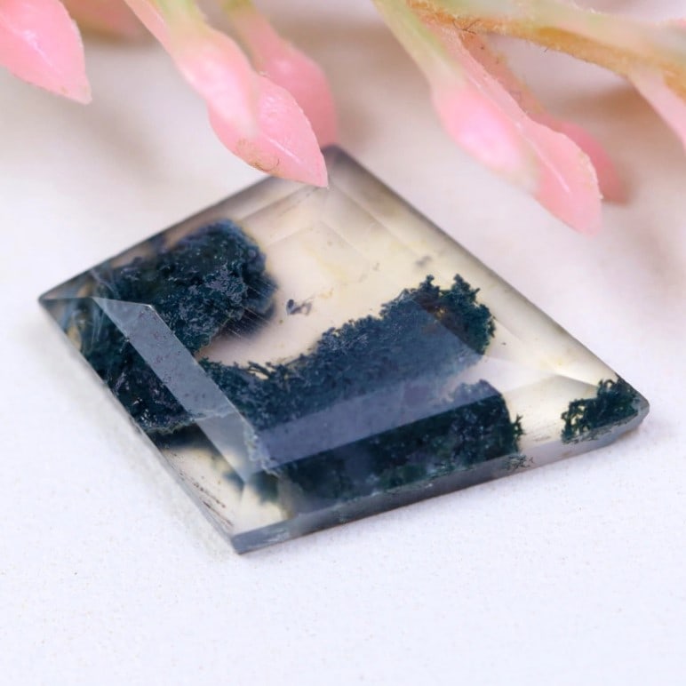 4.29Ct Natural Green Moss Agate - India Gemstone - Fancy Faceted (OT7050): Ksmith Jewels Global Welcome to our auction house, today auction brought to you by Ksmith Jewels Global based in Penang, Malaysia specialize in all kinds of opal and color gemstone both in manufacturi