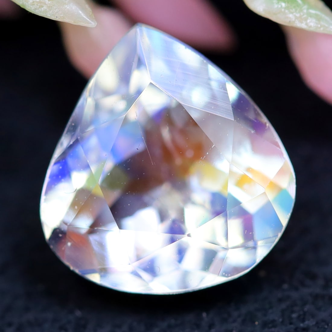 Madagascar Moonstone 2.23Ct Natural Flashy Ranbow Madagascar Moonstone for Jewelry: Ksmith Jewels Global Welcome to our auction house, today auction brought to you by Ksmith Jewels Global based in Penang, Malaysia specialize in all kinds of opal and color gemstone both in manufacturi