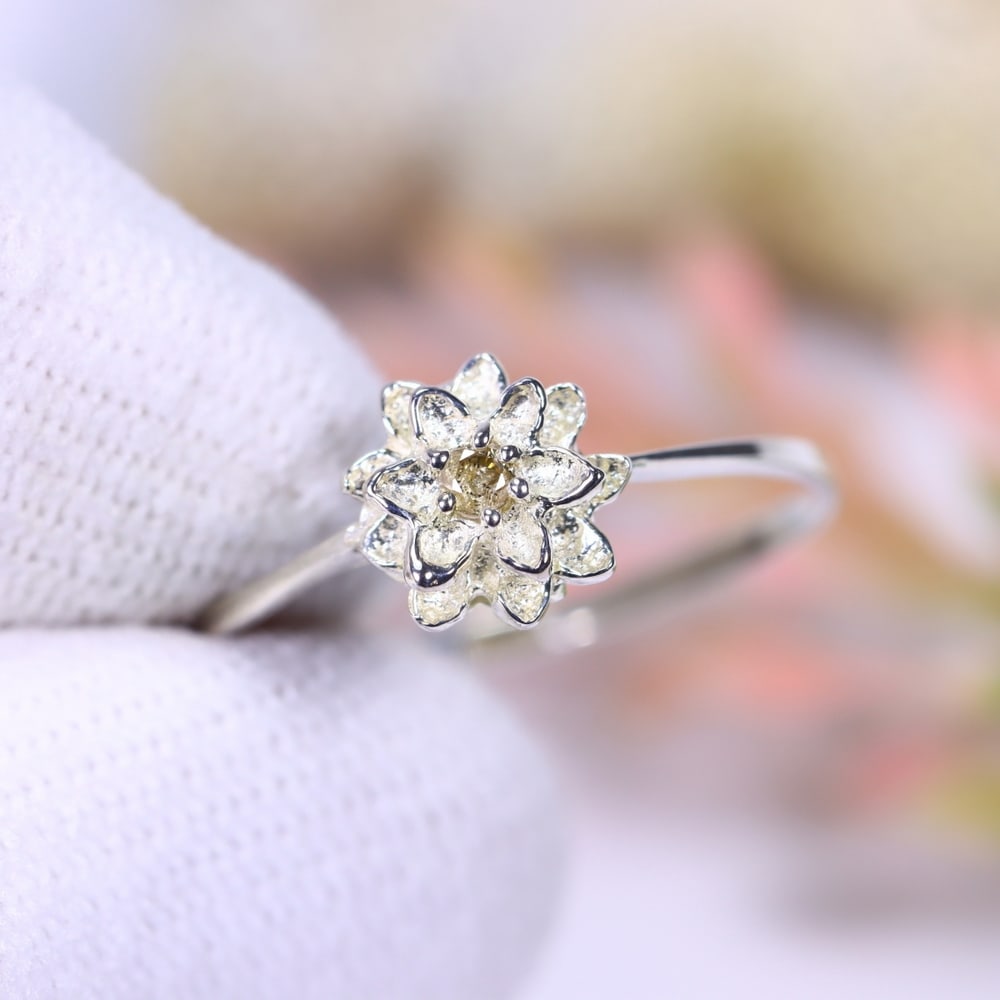 0.97g Natural Diamond Sterling Silver 925 Ring - Size US 6.75: Ksmith Jewels Global Welcome to our auction house, today auction brought to you by Ksmith Jewels Global based in Penang, Malaysia specialize in all kinds of opal, diamond and color gemstone both in ma