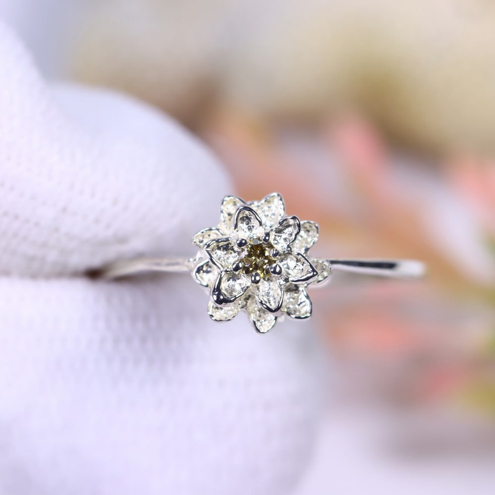 0.96g Natural Diamond Sterling Silver 925 Ring - Size US 6.75: Ksmith Jewels Global Welcome to our auction house, today auction brought to you by Ksmith Jewels Global based in Penang, Malaysia specialize in all kinds of opal, diamond and color gemstone both in ma