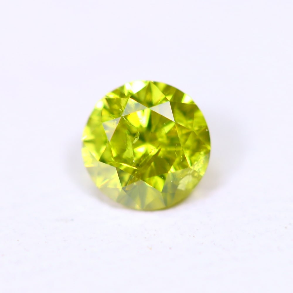 0.25ct Yellow Diamond 4.0mm - Natural Diamond, Loose Diamond: Ksmith Jewels Global Welcome to our auction house, today auction brought to you by Ksmith Jewels Global based in Penang, Malaysia specialize in all kinds of opal, diamond and color gemstone both in ma