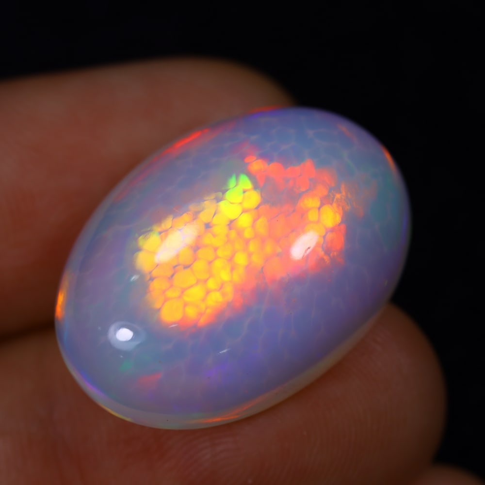14.82Ct Welo Opal Polished - Ethiopian Opal: Ksmith Jewels Global Welcome to our auction house, today auction brought to you by Ksmith Jewels Global based in Penang, Malaysia specialize in all kinds of opal and color gemstone both in manufacturi