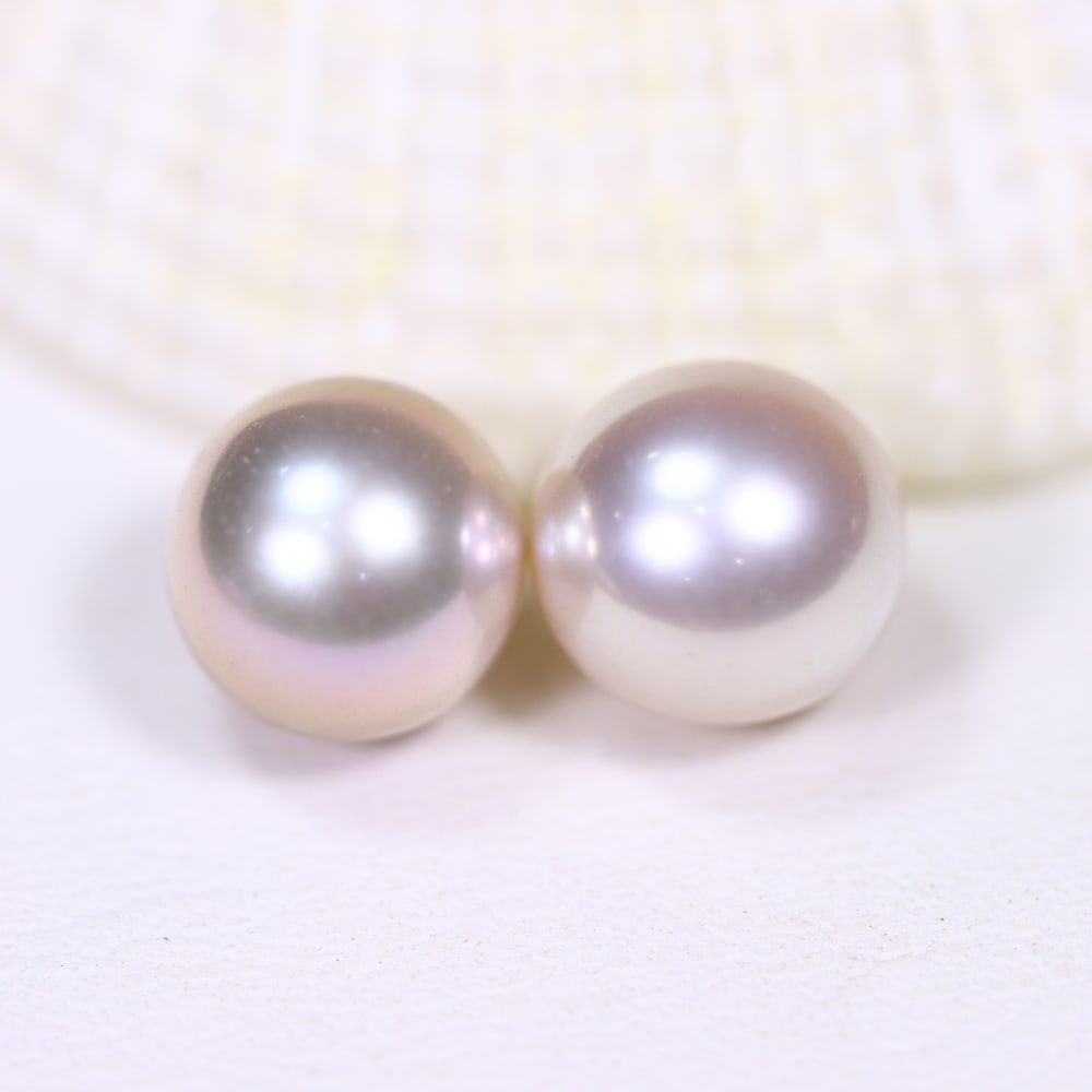 5.04cts Freshwater Pearl Pair 7.1mm, Peach Pink Natural Colour - No Hole Drill: Ksmith Jewels Global Welcome to our auction house, today auction brought to you by Ksmith Jewels Global based in Penang, Malaysia specialize in all kinds of opal and color gemstone both in manufacturi