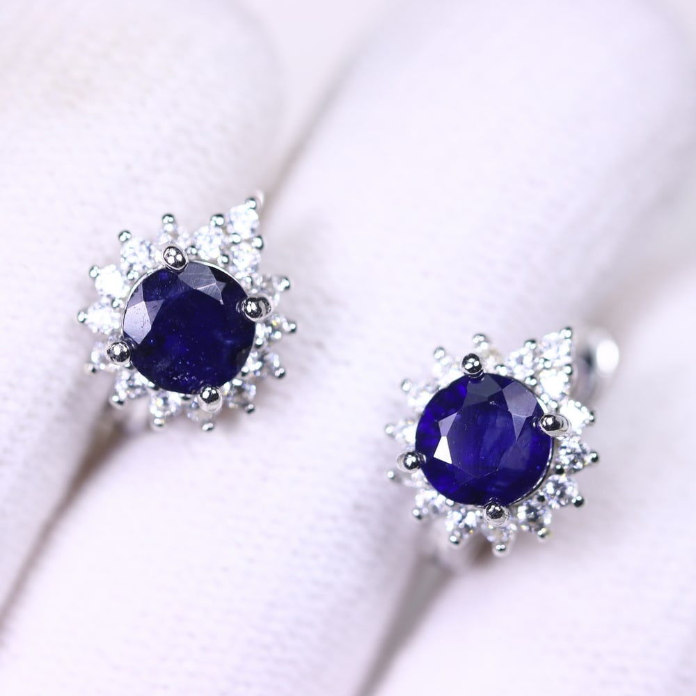 Earring Sapphire & Zircon - 925 Sterling Silver - White Gold Plated: Ksmith Jewels Global Welcome to our auction house, today auction brought to you by Ksmith Jewels Global based in Penang, Malaysia specialize in all kinds of opal and color gemstone both in manufacturi
