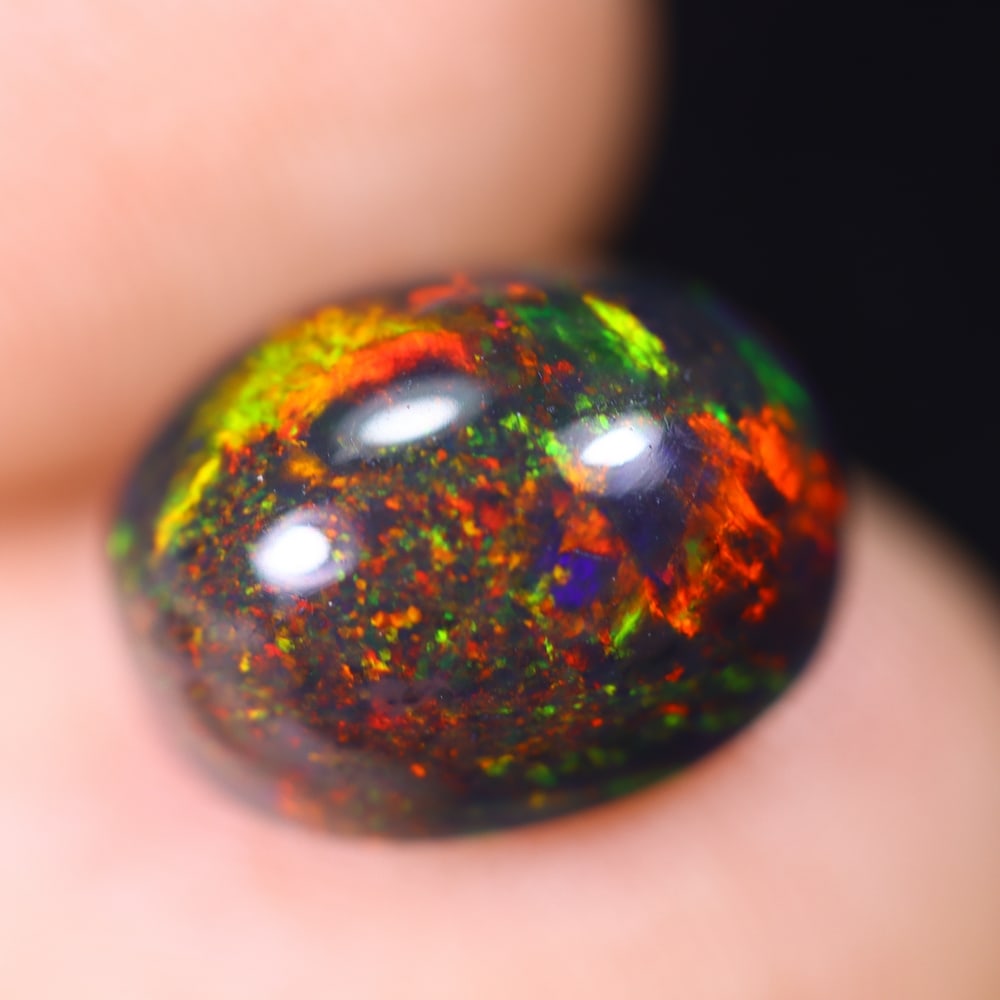 2.78Ct Welo Black Opal Polished - Ethiopian Opal: Ksmith Jewels Global Welcome to our auction house, today auction brought to you by Ksmith Jewels Global based in Penang, Malaysia specialize in all kinds of opal and color gemstone both in manufacturi