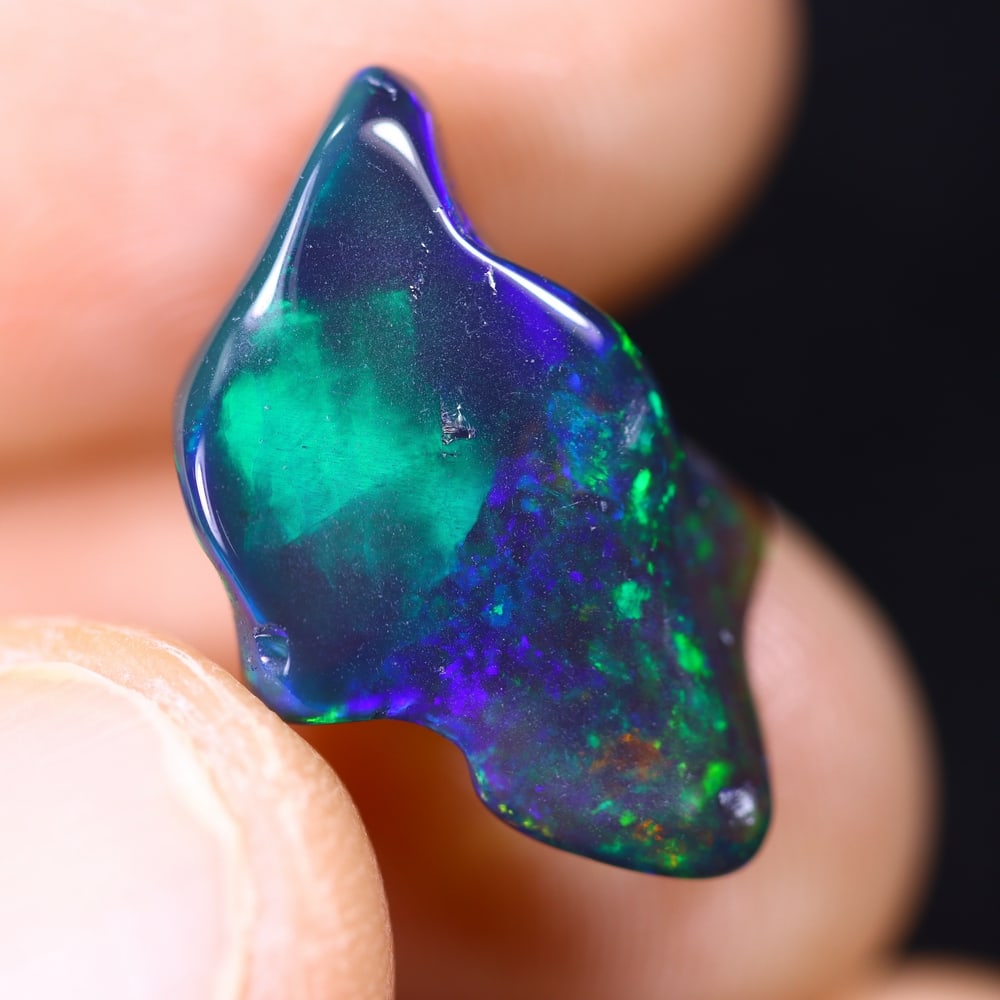 4.31Ct Natural Freeform Black Opal - 15x13x5mm - Polished Rough (1 of 6)