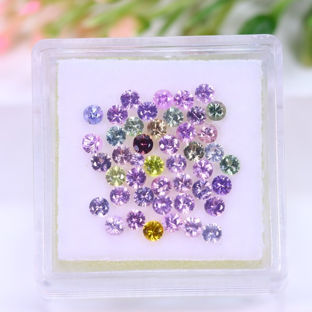 2.25Ct Fancy Sapphire Set - 2.2mm Round Diamond Cut: Ksmith Jewels Global Welcome to our auction house, today auction brought to you by Ksmith Jewels Global based in Penang, Malaysia specialize in all kinds of opal and color gemstone both in manufacturi