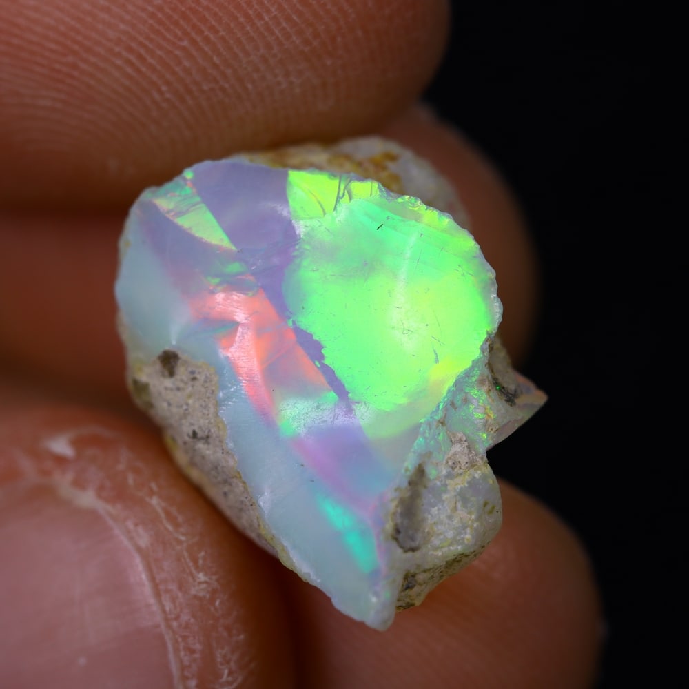 8.1Ct Rough Opal Specimen - Ethiopian Opal - Mineral Rough: Ksmith Jewels Global Welcome to our auction house, today auction brought to you by Ksmith Jewels Global based in Penang, Malaysia specialize in all kinds of opal and color gemstone both in manufacturi