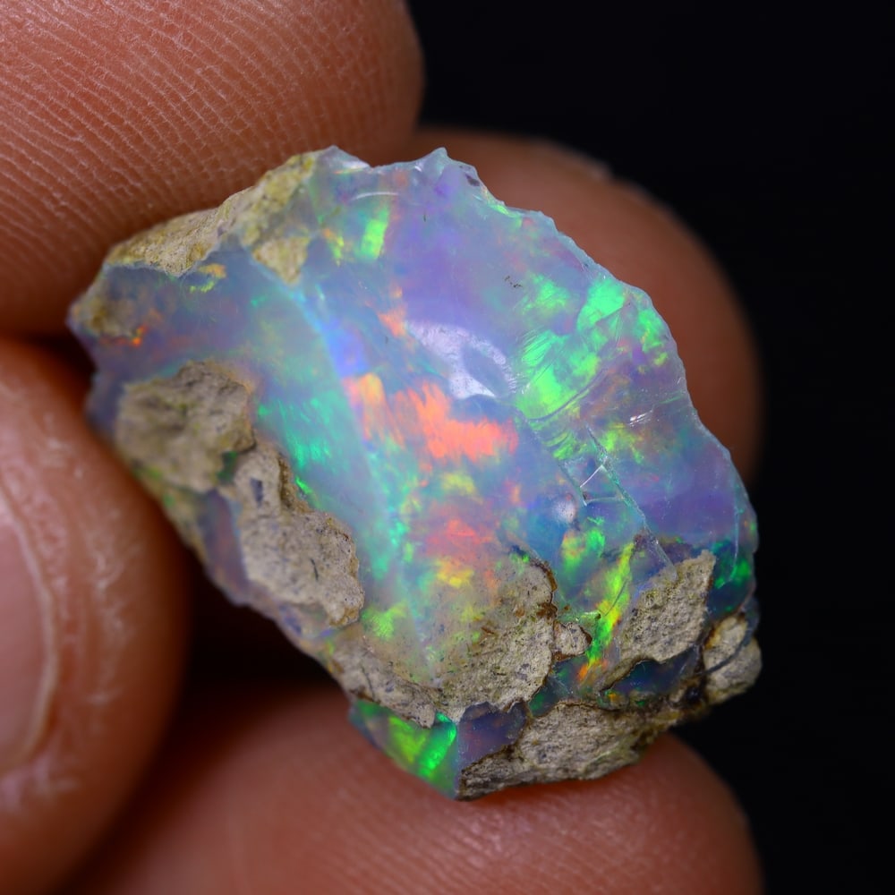 7.2Ct Rough Opal Specimen - Ethiopian Opal - Mineral Rough: Ksmith Jewels Global Welcome to our auction house, today auction brought to you by Ksmith Jewels Global based in Penang, Malaysia specialize in all kinds of opal and color gemstone both in manufacturi