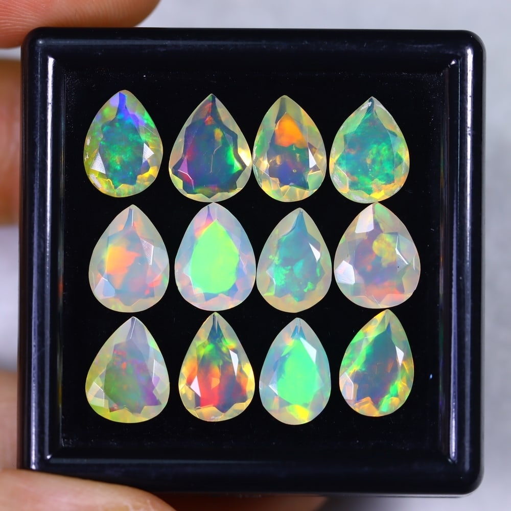 11.59Ct Welo Opal Lot - Ethiopian Opal - Pear Faceted: Ksmith Jewels Global Welcome to our auction house, today auction brought to you by Ksmith Jewels Global based in Penang, Malaysia specialize in all kinds of opal and color gemstone both in manufacturi