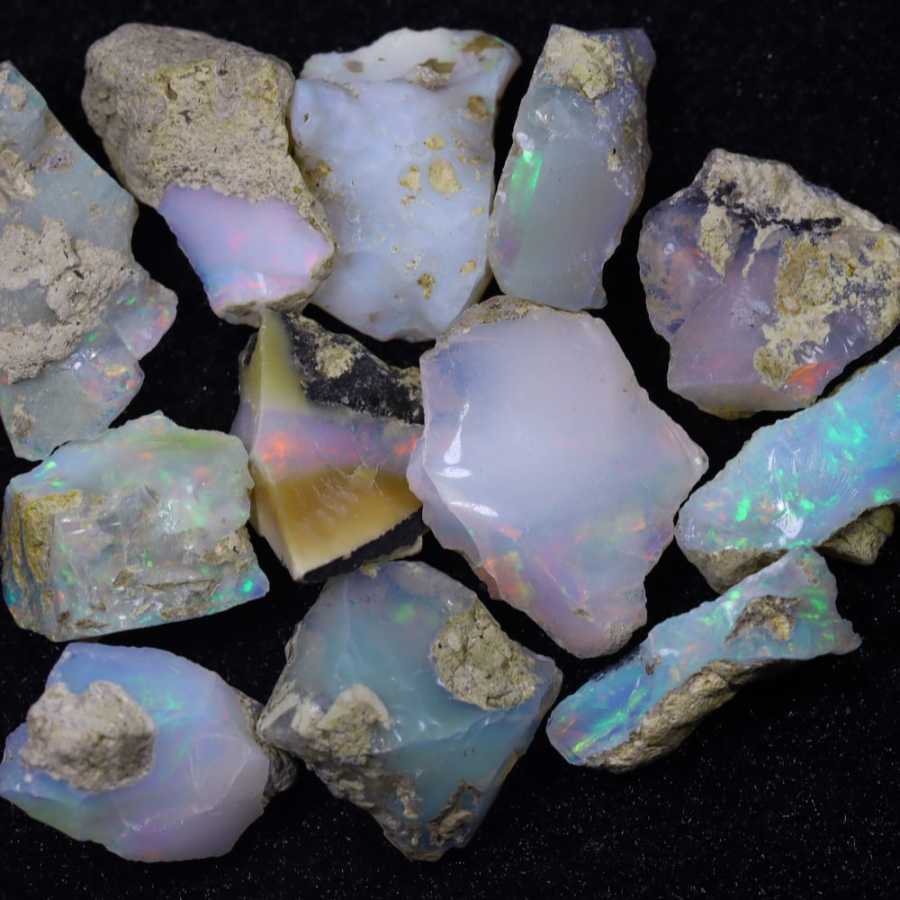 48.2Ct Rough Opal Specimen Lot - Ethiopian Opal - Mineral Rough: Ksmith Jewels Global Welcome to our auction house, today auction brought to you by Ksmith Jewels Global based in Penang, Malaysia specialize in all kinds of opal and color gemstone both in manufacturi