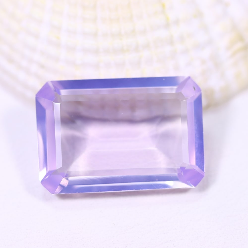 10.58Ct Lavender Amethyst - Polished Faceted: Ksmith Jewels Global Welcome to our auction house, today auction brought to you by Ksmith Jewels Global based in Penang, Malaysia specialize in all kinds of opal and color gemstone both in manufacturi