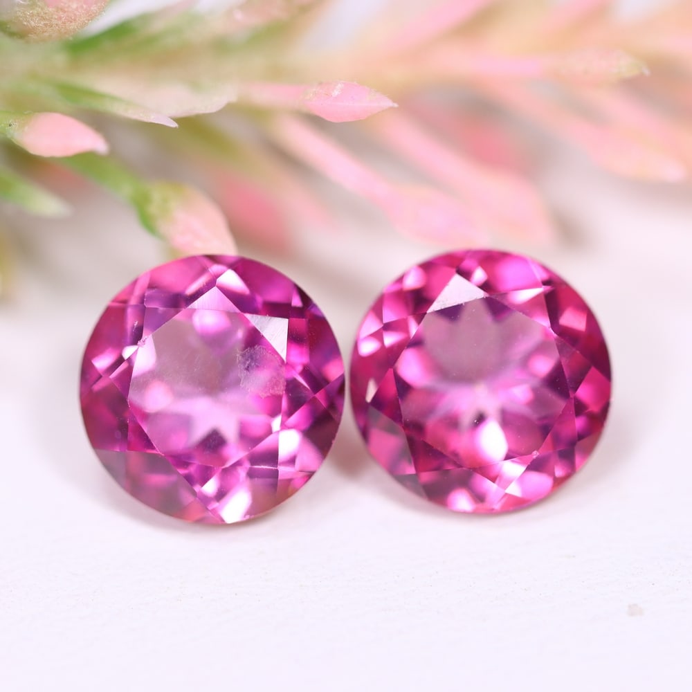 8.88Ct Pink Topaz Pair - Polished Faceted: Ksmith Jewels Global Welcome to our auction house, today auction brought to you by Ksmith Jewels Global based in Penang, Malaysia specialize in all kinds of opal and color gemstone both in manufacturi