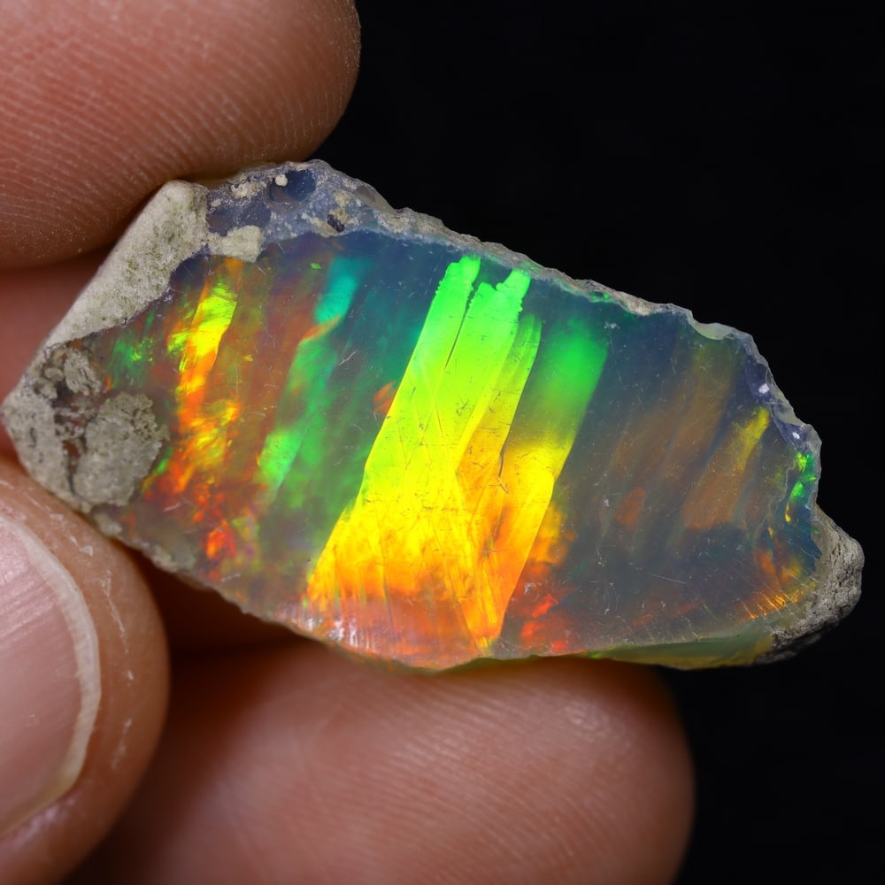 7.8Ct Rough Opal Specimen - Ethiopian Opal - Mineral Rough: Ksmith Jewels Global Welcome to our auction house, today auction brought to you by Ksmith Jewels Global based in Penang, Malaysia specialize in all kinds of opal and color gemstone both in manufacturi
