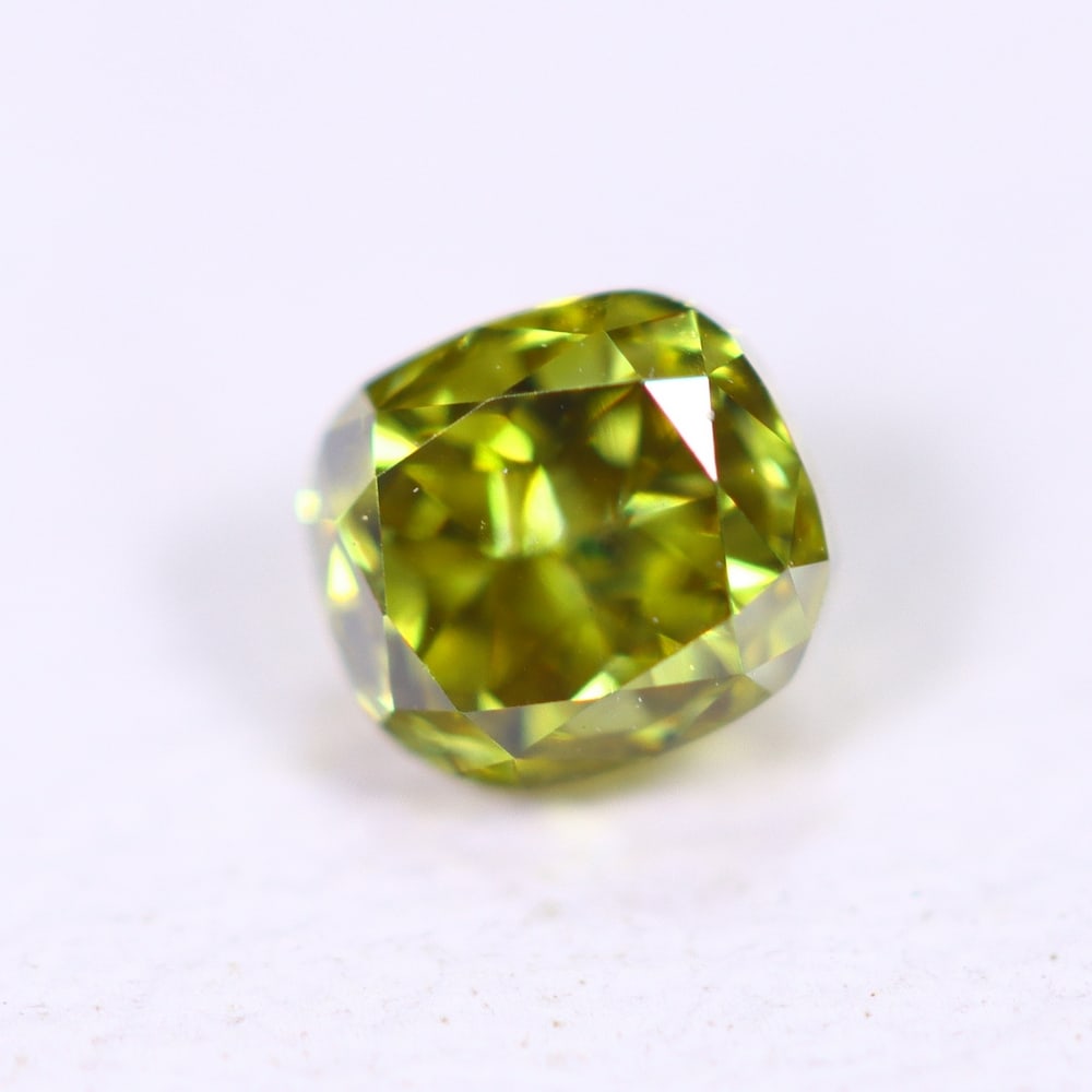 0.28Ct Fancy Diamond - Polished Faceted: Ksmith Jewels Global Welcome to our auction house, today auction brought to you by Ksmith Jewels Global based in Penang, Malaysia specialize in all kinds of opal and color gemstone both in manufacturi