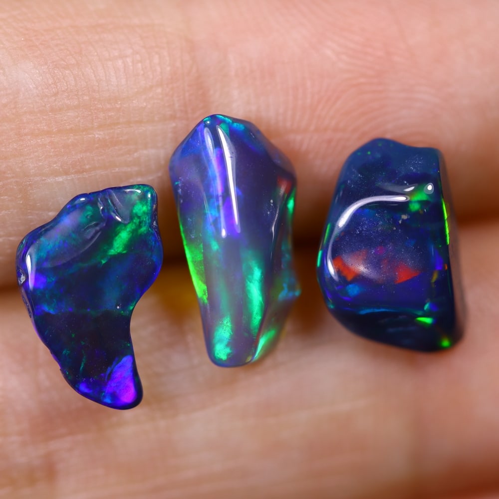 4.85Ct Natural Freeform Black Opal Set - 13x5x4mm - Polished Rough: Ksmith Jewels Global Welcome to our auction house, today auction brought to you by Ksmith Jewels Global based in Penang, Malaysia specialize in all kinds of opal and color gemstone both in manufacturi