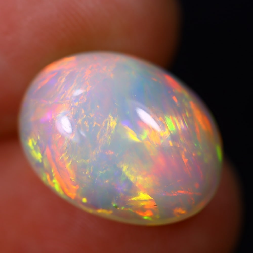 5.30Ct Welo Opal Polished - Ethiopian Opal - Oval Cabochon: Ksmith Jewels Global Welcome to our auction house, today auction brought to you by Ksmith Jewels Global based in Penang, Malaysia specialize in all kinds of opal and color gemstone both in manufacturi