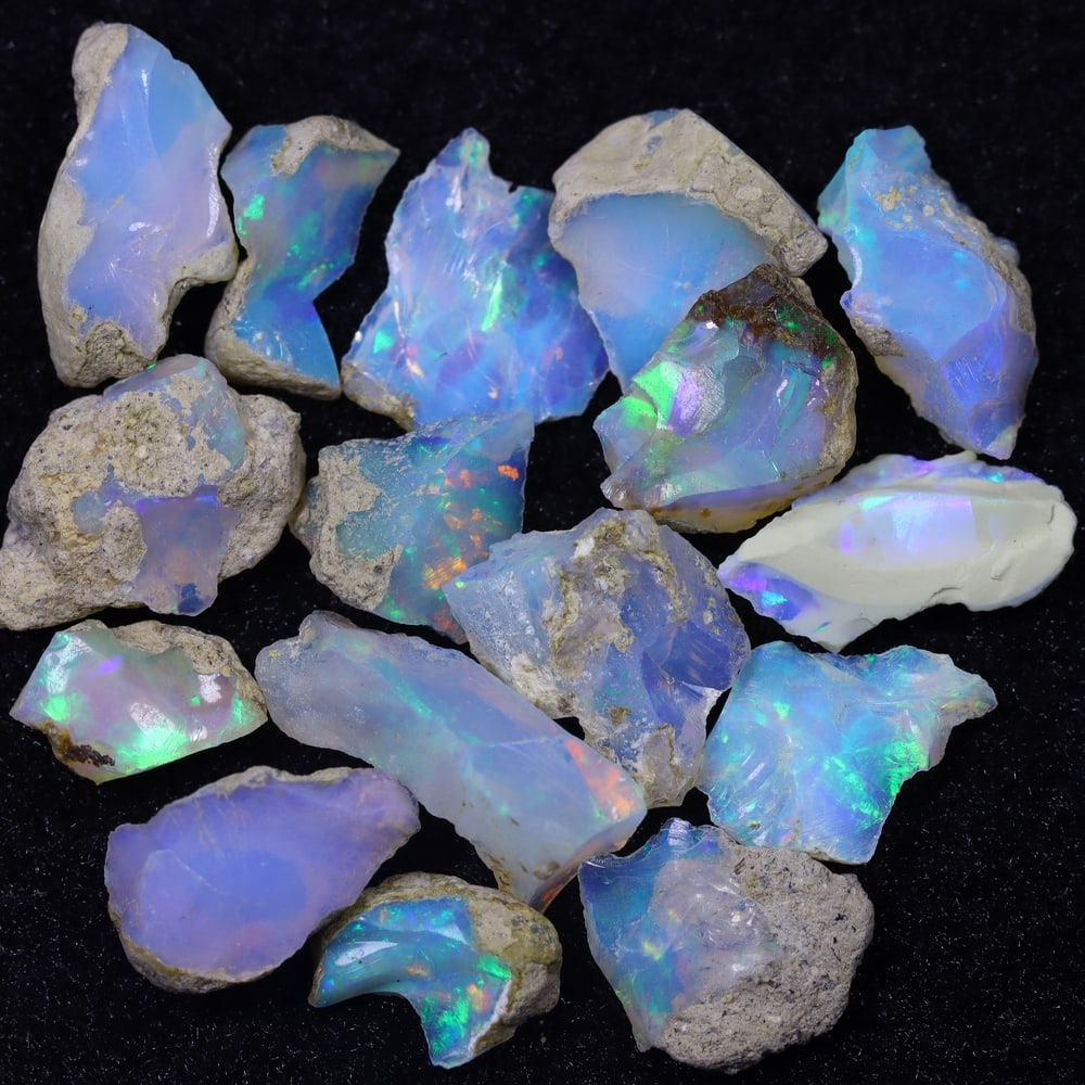 27.6Ct Rough Opal Specimen Lot - Ethiopian Opal - Mineral Rough: Ksmith Jewels Global Welcome to our auction house, today auction brought to you by Ksmith Jewels Global based in Penang, Malaysia specialize in all kinds of opal and color gemstone both in manufacturi