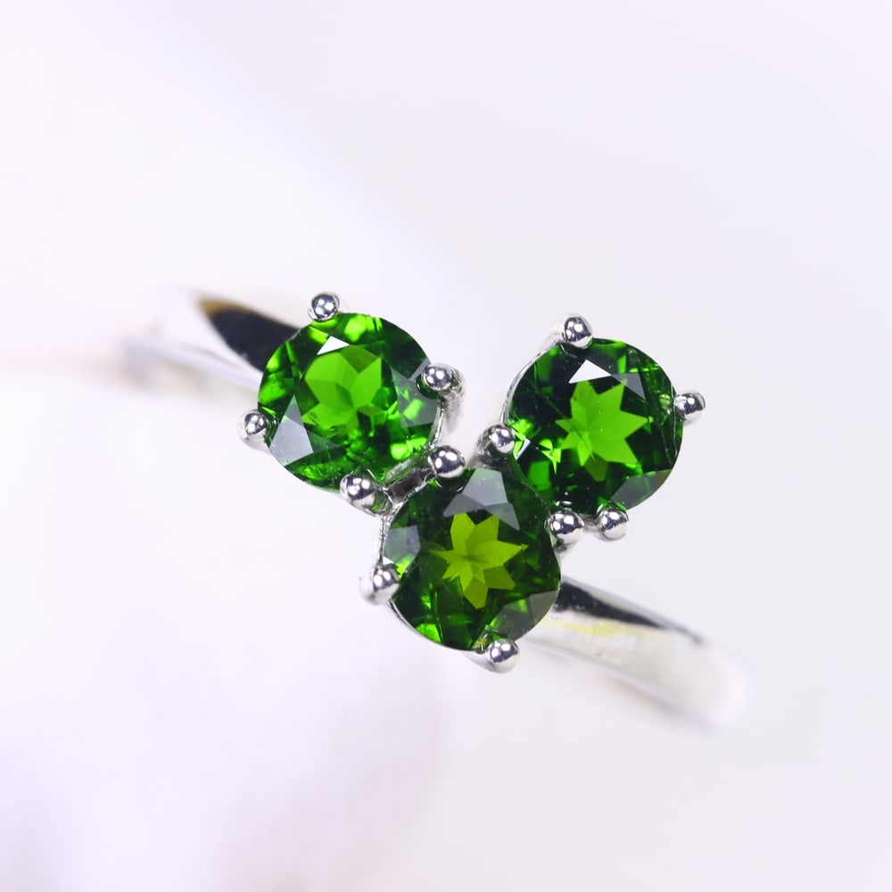 Ring US7.75 Chrome Diopside - 925 Sterling Silver - Plated 14k White Gold: Ksmith Jewels Global Welcome to our auction house, today auction brought to you by Ksmith Jewels Global based in Penang, Malaysia specialize in all kinds of opal and color gemstone both in manufacturi