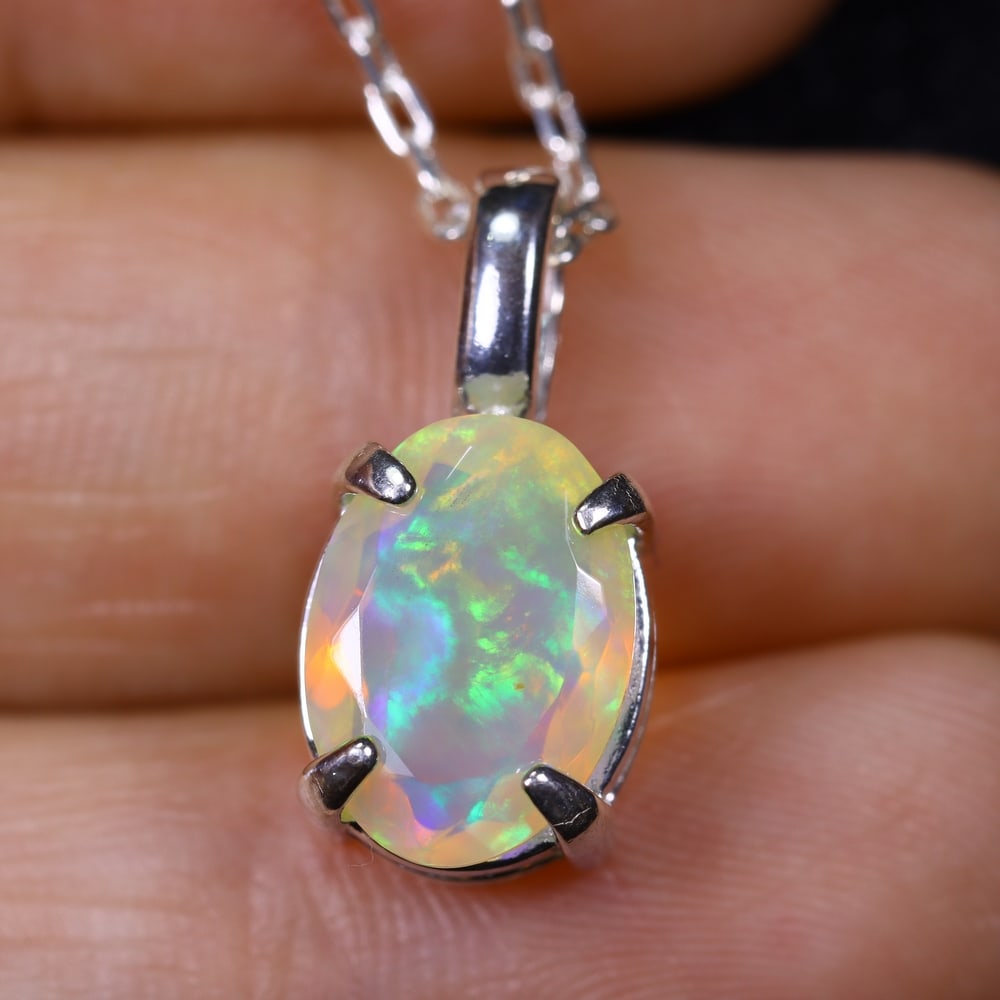 1.67g Natural Opal Stone Sterling Silver 925 Necklace (Pendant with Chain) (1 of 5)