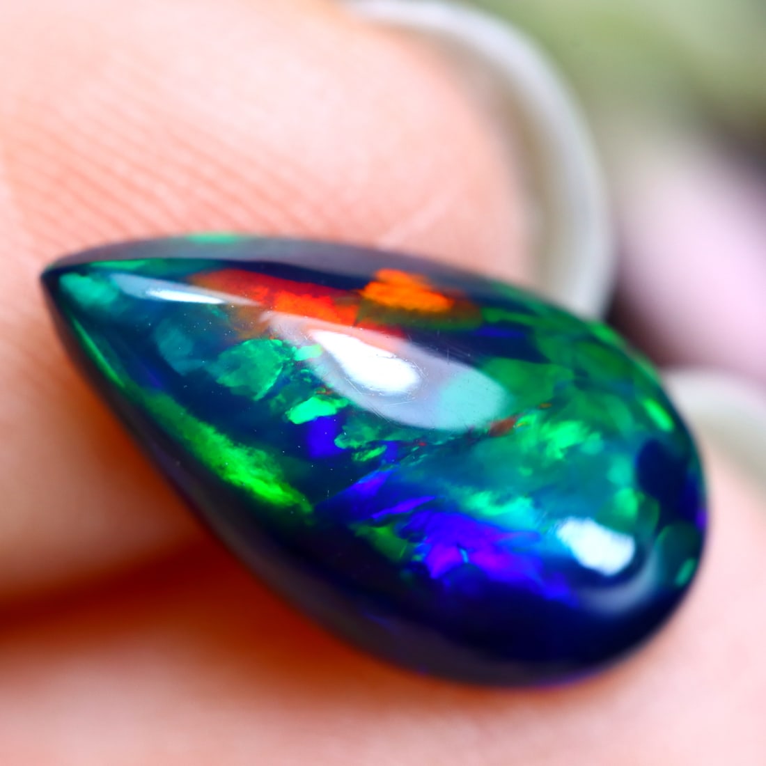 2.04Ct Natural Ethiopian Welo Smoked Opal - Ethiopian Opal: Ksmith Jewels Global Welcome to our auction house, today auction brought to you by Ksmith Jewels Global based in Penang, Malaysia specialize in all kinds of opal and color gemstone both in manufacturi