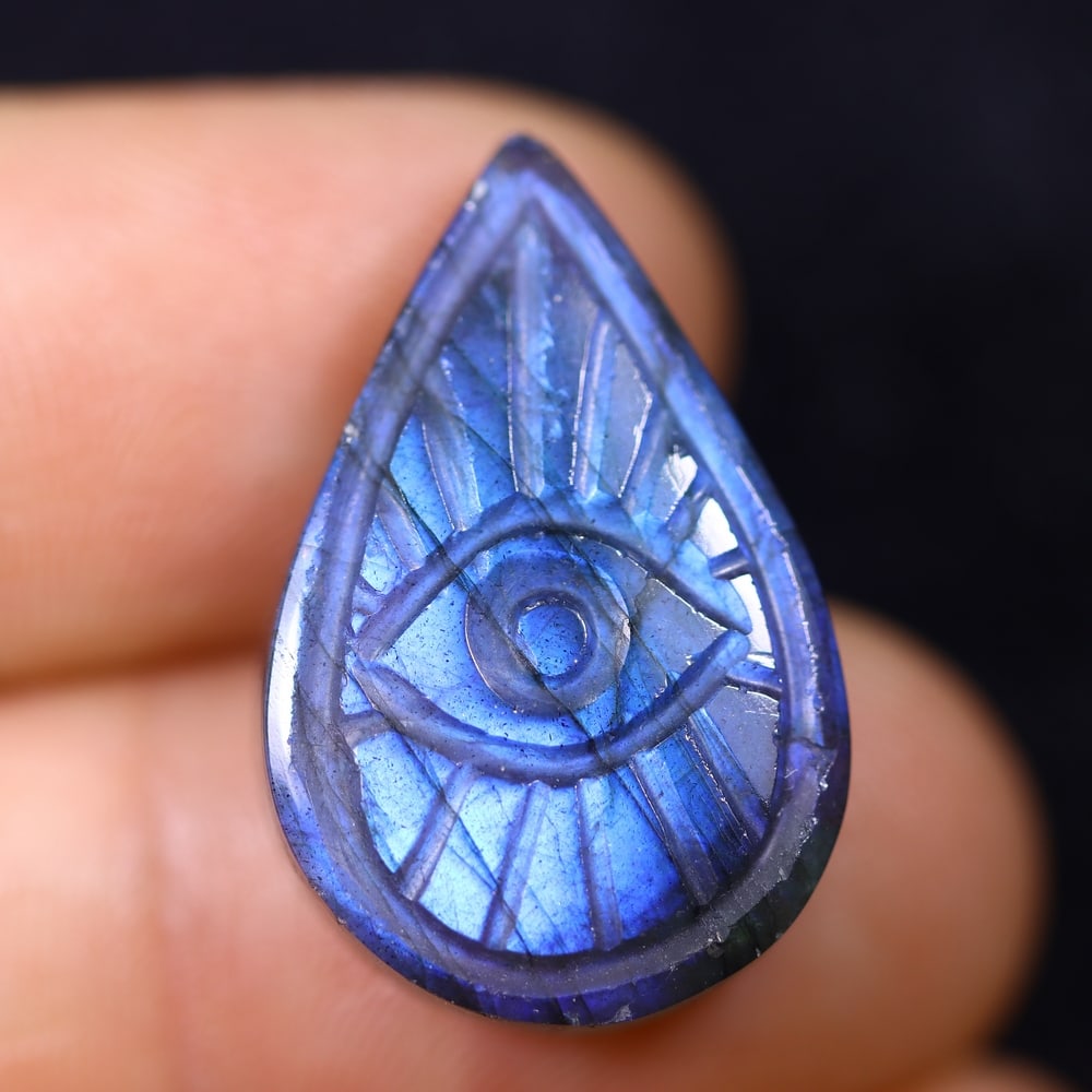 16.66cts Labradorite Evil Eye - Carving: Ksmith Jewels Global Welcome to our auction house, today auction brought to you by Ksmith Jewels Global based in Penang, Malaysia specialize in all kinds of opal and color gemstone both in manufacturi