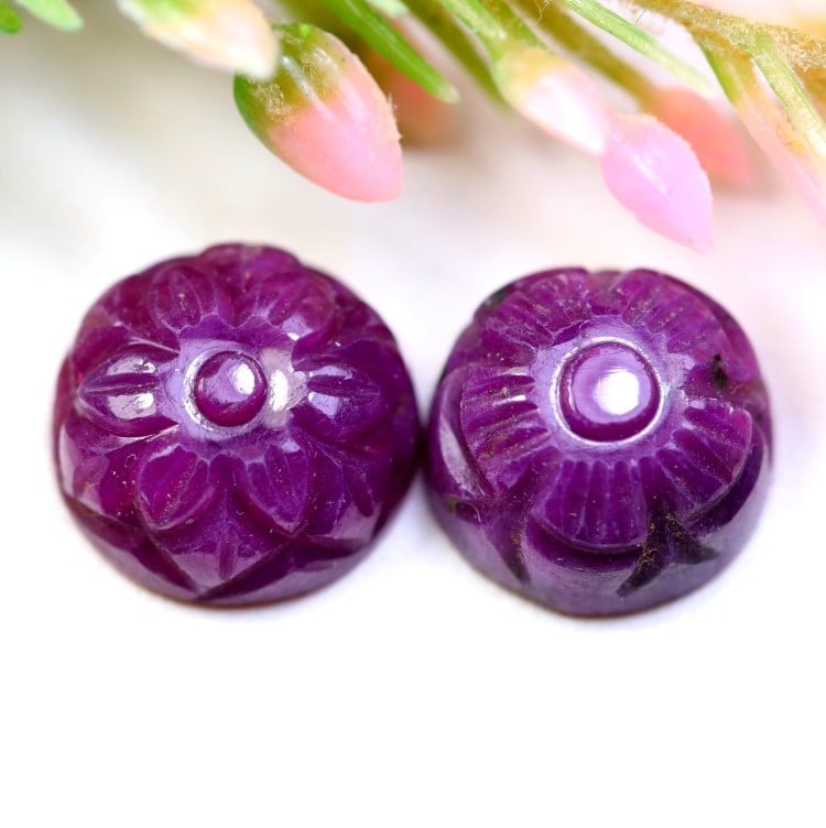10.2x6mm 13.93Cts Natural Ruby Hand Carved Gemstone Pair (1 of 2)
