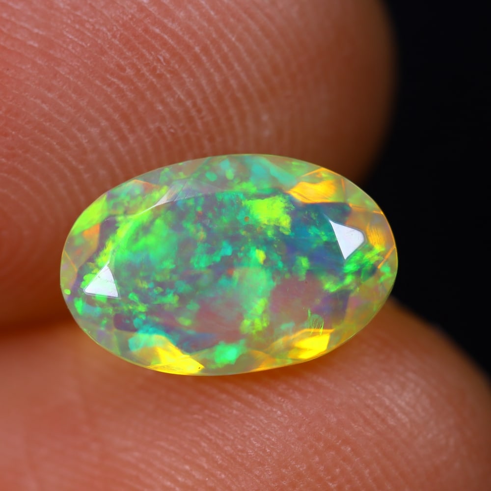 1.12Ct Welo Opal Polished - Ethiopian Opal: Ksmith Jewels Global Welcome to our auction house, today auction brought to you by Ksmith Jewels Global based in Penang, Malaysia specialize in all kinds of opal and color gemstone both in manufacturi