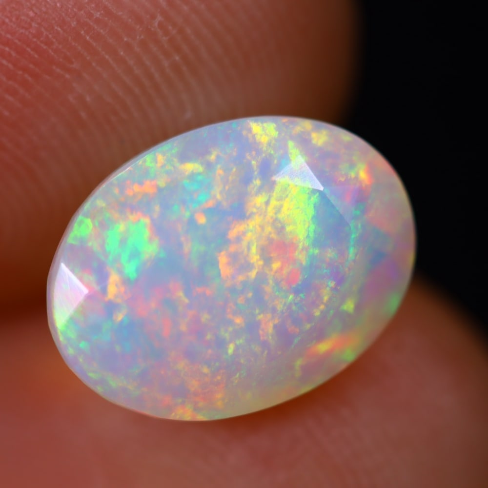 2.11Ct Welo Opal Polished - Ethiopian Opal - Oval Faceted: Ksmith Jewels Global Welcome to our auction house, today auction brought to you by Ksmith Jewels Global based in Penang, Malaysia specialize in all kinds of opal and color gemstone both in manufacturi