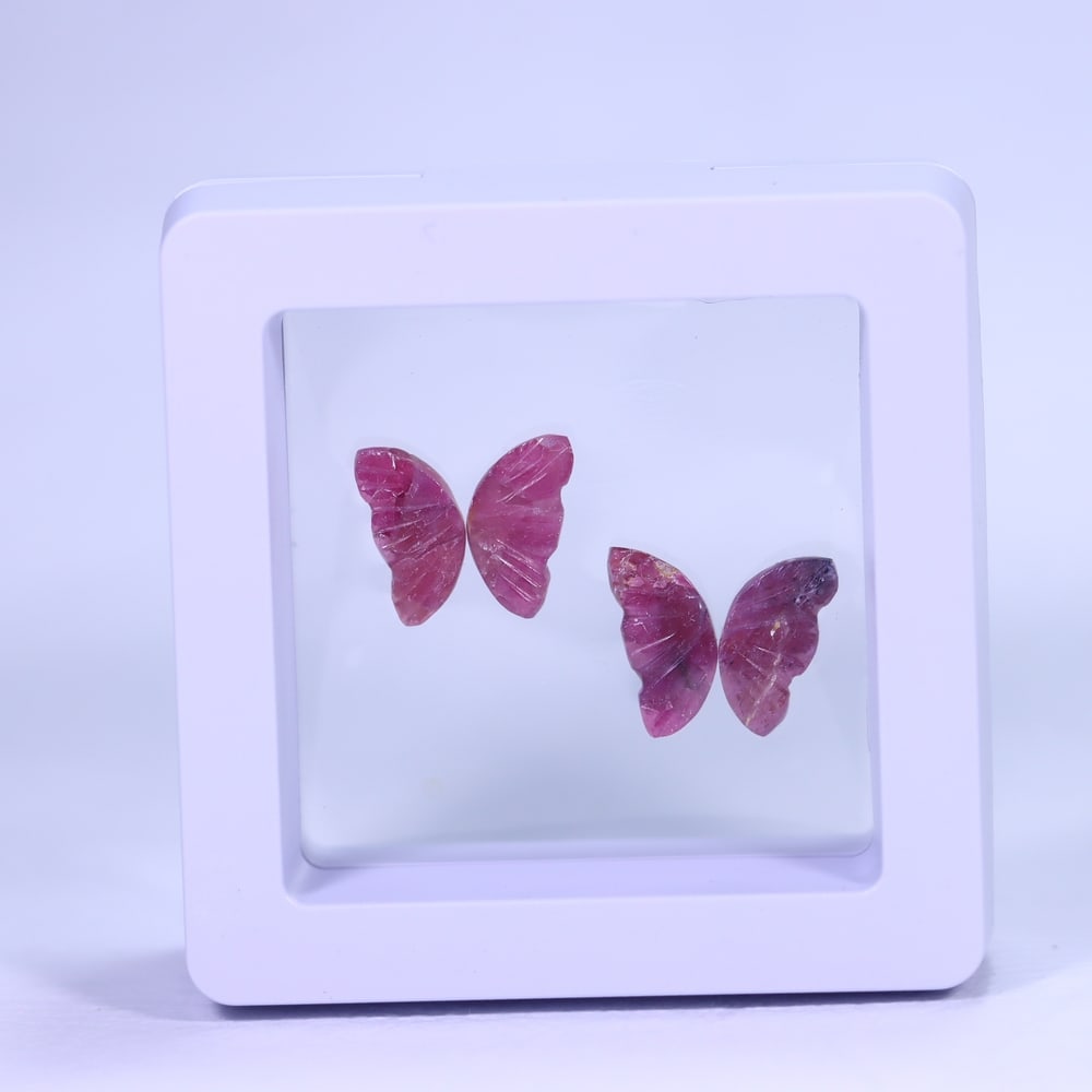 2 Pairs of Natural Tourmaline Butterfly Carving, Size 12x12mm (approx): Ksmith Jewels Global Welcome to our auction house, today auction brought to you by Ksmith Jewels Global based in Penang, Malaysia specialize in all kinds of opal and color gemstone both in manufacturi