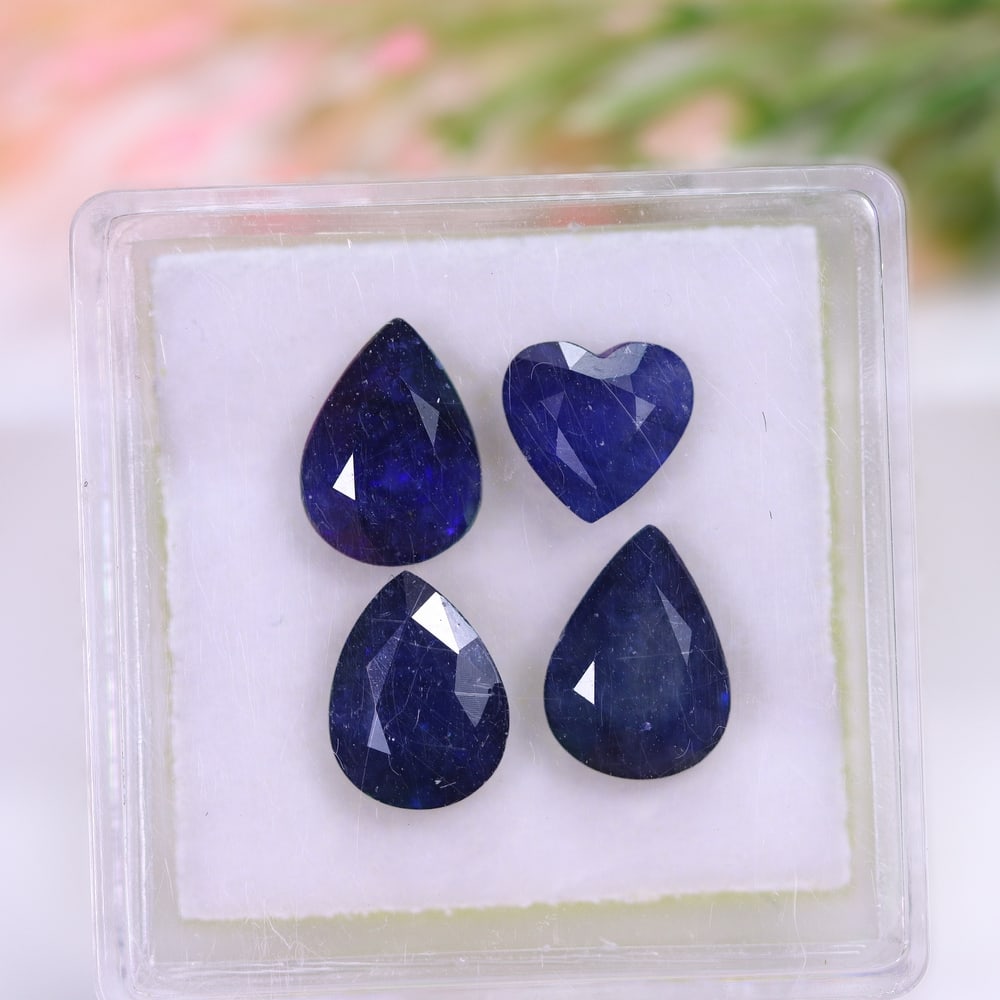 5.20Ct Blue Sapphire Set - Polished Faceted: Ksmith Jewels Global Welcome to our auction house, today auction brought to you by Ksmith Jewels Global based in Penang, Malaysia specialize in all kinds of opal and color gemstone both in manufacturi