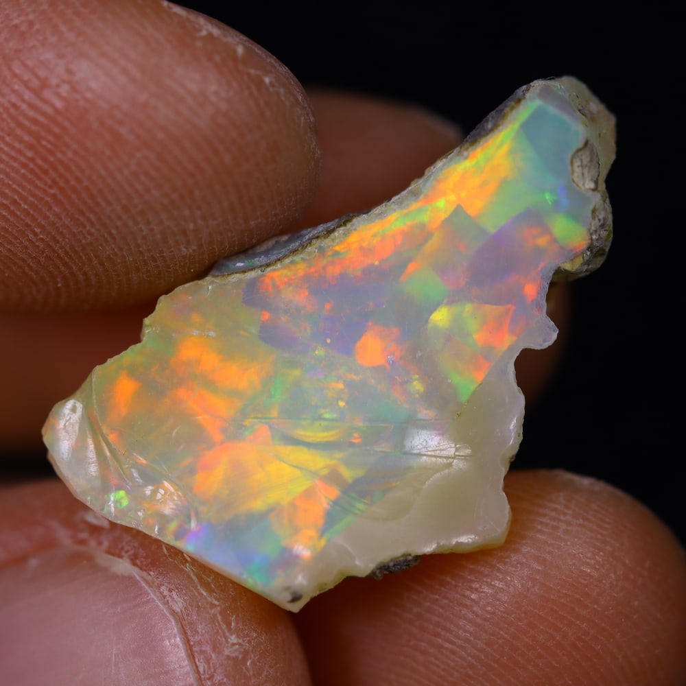 8.4Ct Rough Opal Specimen - Ethiopian Opal - Mineral Rough: Ksmith Jewels Global Welcome to our auction house, today auction brought to you by Ksmith Jewels Global based in Penang, Malaysia specialize in all kinds of opal and color gemstone both in manufacturi