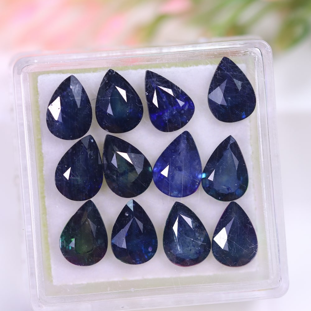 9.22Ct Blue Sapphire Set - Polished Faceted: Ksmith Jewels Global Welcome to our auction house, today auction brought to you by Ksmith Jewels Global based in Penang, Malaysia specialize in all kinds of opal and color gemstone both in manufacturi